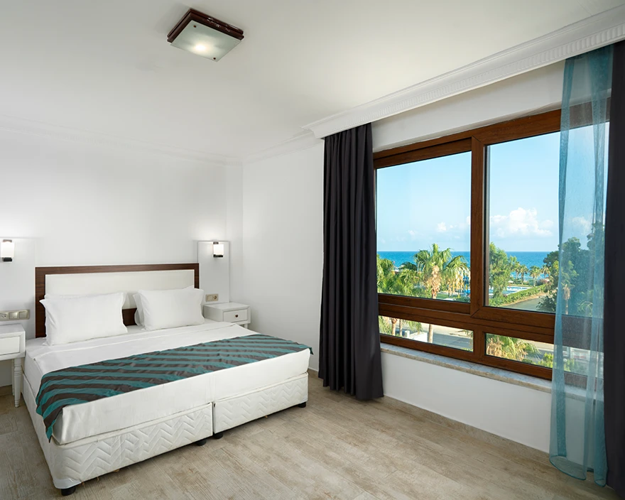 Atlas Beach Hotel bahçe